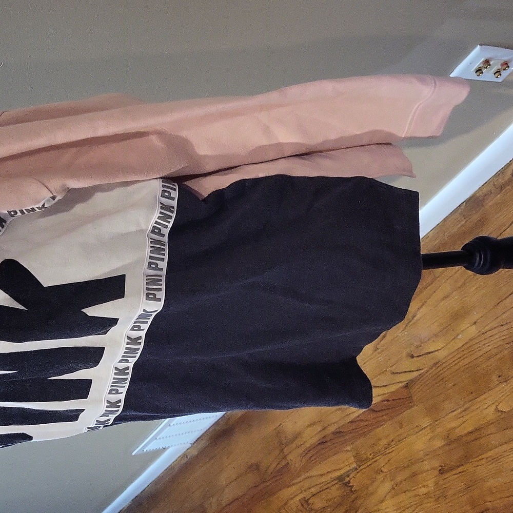 Victoria's Secret PINK Hoodie - Picture 5 of 12